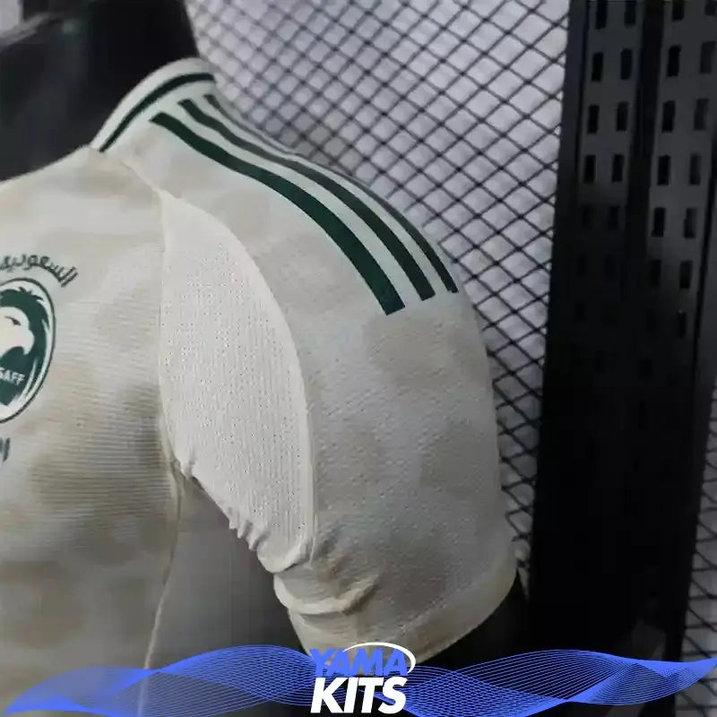 MAILLOT ARABIE SAOUDITE EXTÉRIEUR 2025/2026 Version Player YamaKits Foot