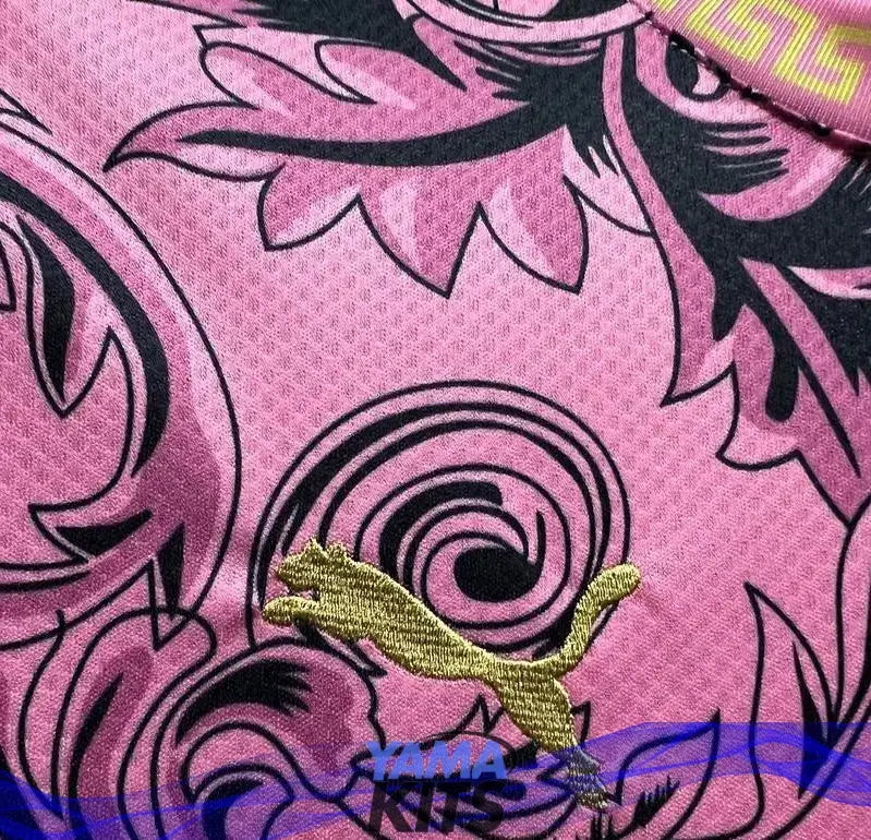 Maillot Italie Versace Édition spéciale « Rose » 2023/2024 - YamaKits