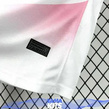 Maillot Barcelone Édition Spéciale Rose & Blanc 2025/2026 Yamakits